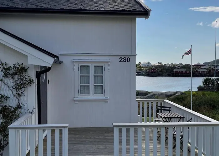 Tatil Evi Nordlandshus Ved Havet Pa Reine, Lofoten Reine