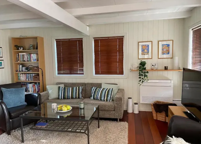 Tatil Evi Nordlandshus Ved Havet Pa Reine, Lofoten *